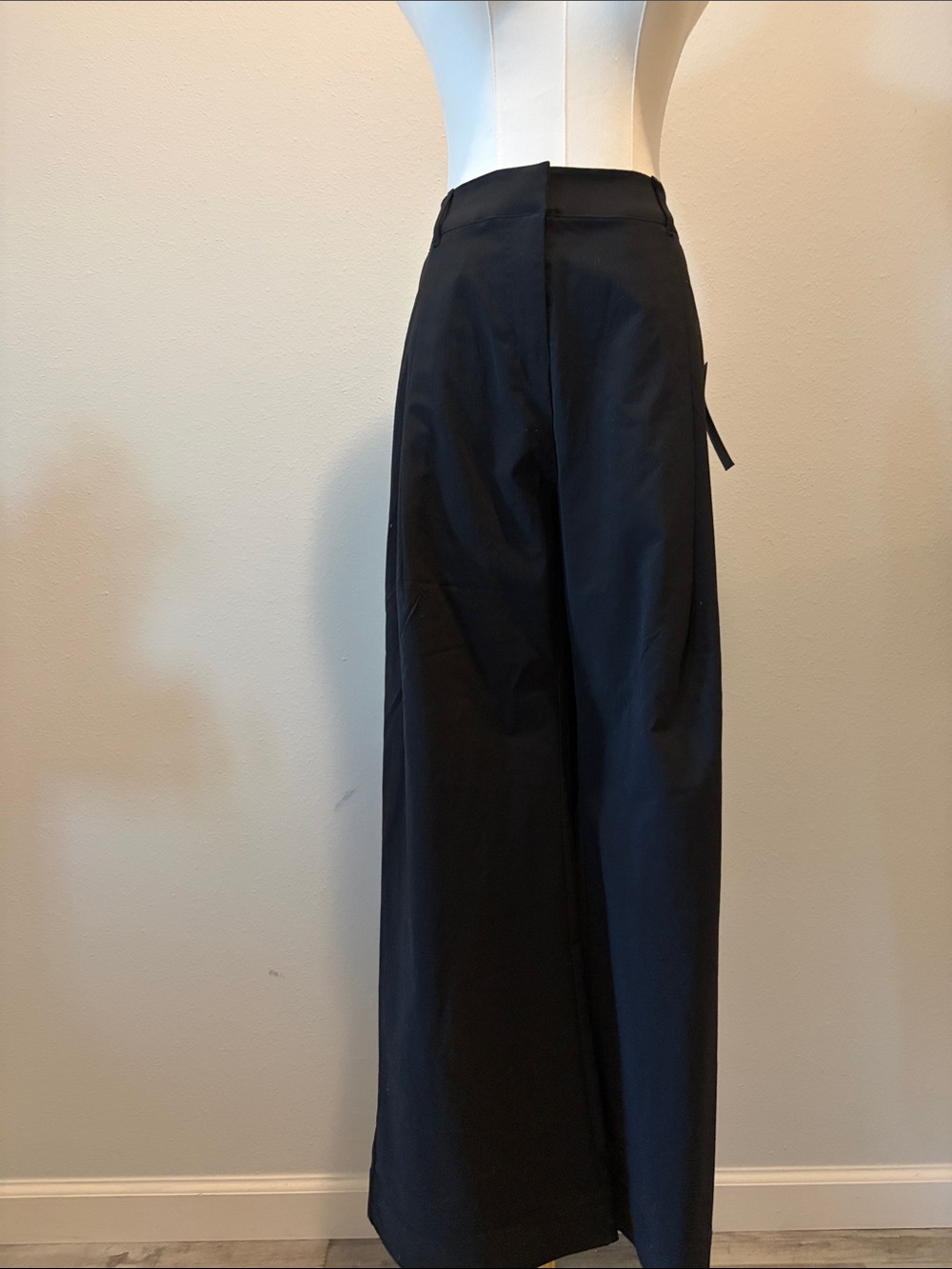 BNWT Fabletics Everyday Wide-Leg Mid/Rise Trouser